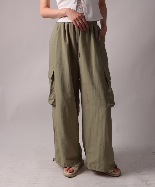 NANAHACHI(ナナハチ)の「シャカシャカ カーゴワイドパンツ(カーゴパンツ・レディース・カーキ/ブラック/チャコールグレー・FREE)」の6枚目の写真