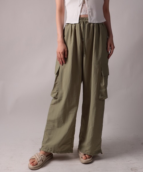 NANAHACHI(ナナハチ)の「シャカシャカ カーゴワイドパンツ(カーゴパンツ・レディース・カーキ/ブラック/チャコールグレー・FREE)」の7枚目の写真