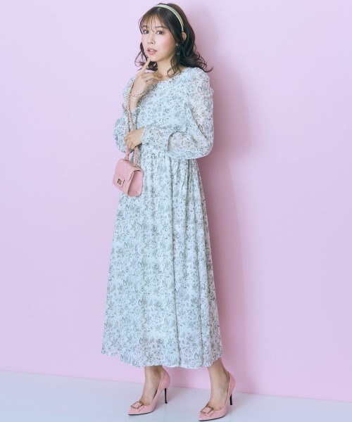 marun（マルン）の「＜大きいサイズ＞シャーリングデザインワンピース　marun（ワンピース・レディース・カーキ系/ベージュ系・4L/3L/LL/L/5L）」の7枚目の写真