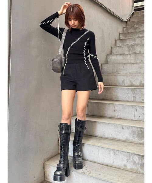 MURUA(ムルーア)の「ウールライクタックショートパンツ(その他パンツ・レディース・グレー/ブラック/ブラウン・1/2)」の8枚目の写真