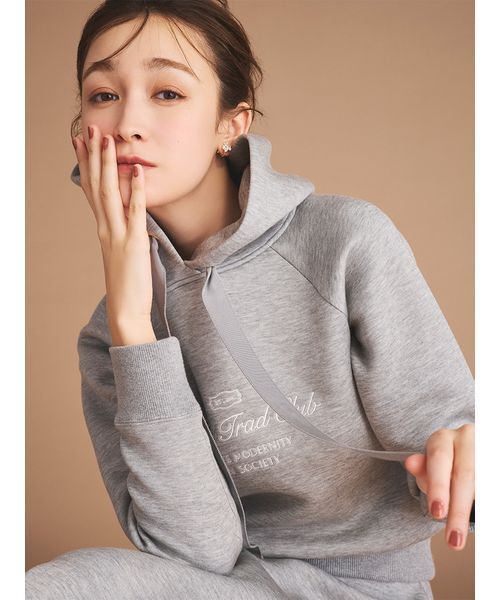 フーデッドスウェットプルオーバー