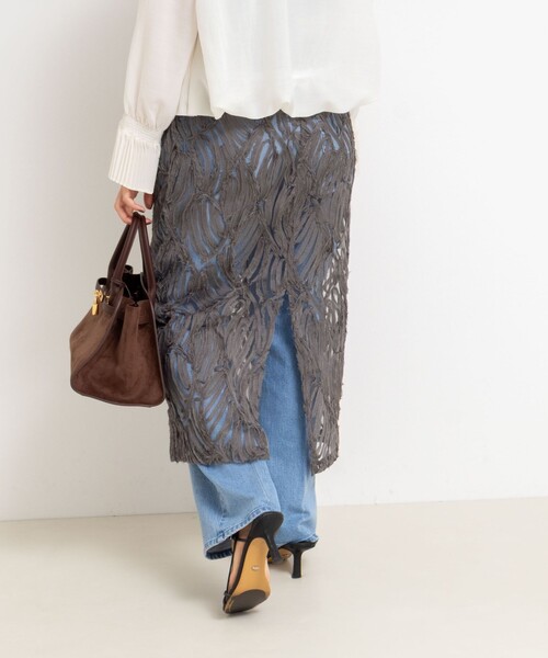 Rie Miller（リエミラー）の「《セットアップ対応》チュール刺繍タイトスカート（スカート・レディース・グレー/キナリ・38）」の7枚目の写真