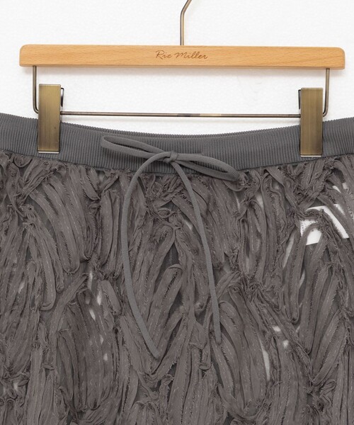 Rie Miller（リエミラー）の「《セットアップ対応》チュール刺繍タイトスカート（スカート・レディース・グレー/キナリ・38）」の17枚目の写真
