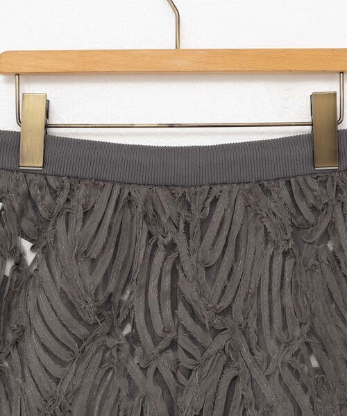 Rie Miller（リエミラー）の「《セットアップ対応》チュール刺繍タイトスカート（スカート・レディース・グレー/キナリ・38）」の9枚目の写真