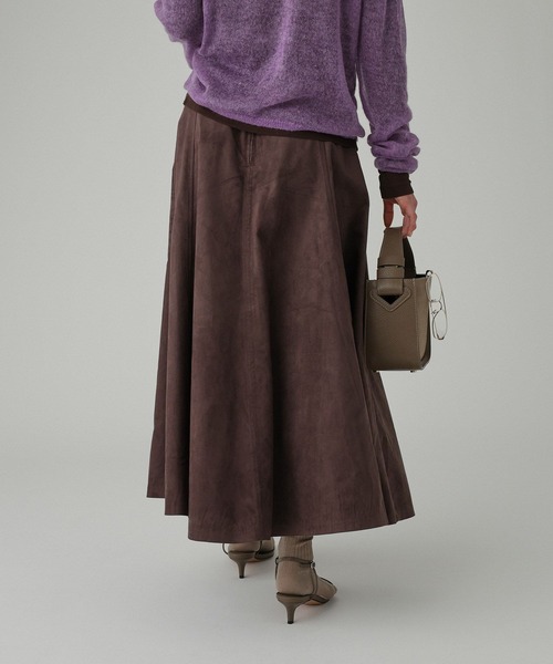 BABYLONE(バビロン)の「フェイクスエードフレアスカート(スカート・レディース・ダークブラウン/ベージュ/キャメル/ブラック・36inch/38inch)」の9枚目の写真