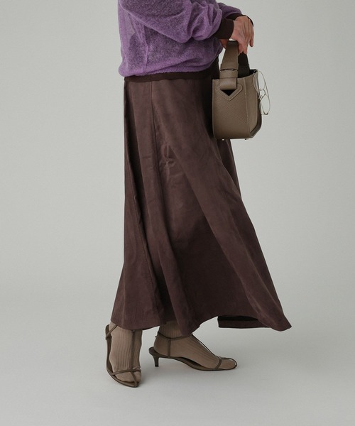 BABYLONE(バビロン)の「フェイクスエードフレアスカート(スカート・レディース・ダークブラウン/ベージュ/キャメル/ブラック・36inch/38inch)」の10枚目の写真