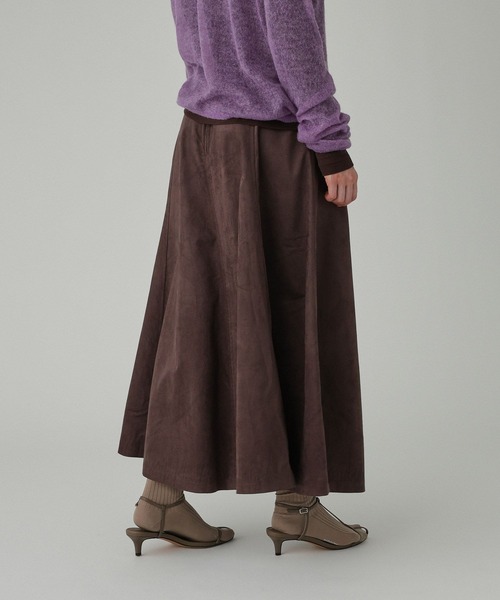 BABYLONE(バビロン)の「フェイクスエードフレアスカート(スカート・レディース・ダークブラウン/ベージュ/キャメル/ブラック・36inch/38inch)」の11枚目の写真