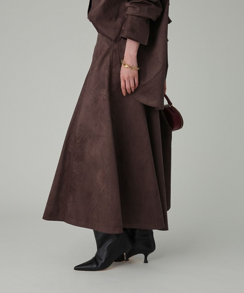 BABYLONE(バビロン)の「フェイクスエードフレアスカート(スカート・レディース・ダークブラウン/ベージュ/キャメル/ブラック・36inch/38inch)」の17枚目の写真