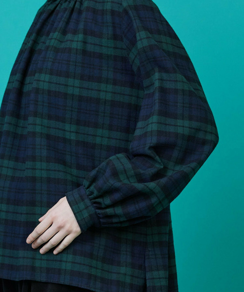 FRAPBOIS（フラボア）の「ビエラチェック ブラウス（シャツ/ブラウス・レディース・グリーン/レッド・1）」の5枚目の写真