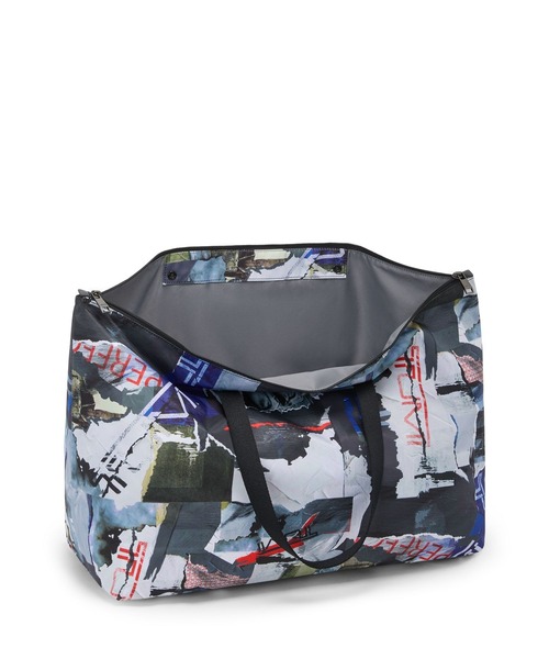 TUMI（トゥミ）の「VOYAGEUR ジャスト・イン・ケース・トート（トート