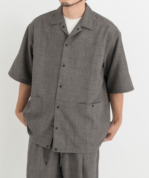 EKAL（エカル）の「『吸水速乾/UVカット/UR TECH』ハイツイストショートスリーブシャツ（シャツ/ブラウス・メンズ・チャコール/グレー・MEDIUM/LARGE）」の16枚目の写真