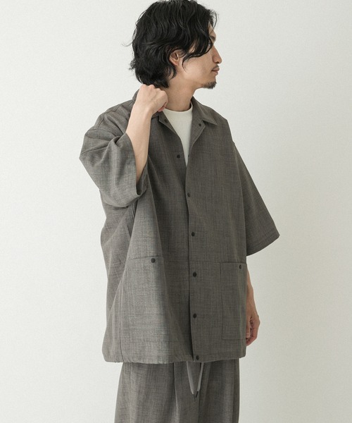 EKAL（エカル）の「『吸水速乾/UVカット/UR TECH』ハイツイストショートスリーブシャツ（シャツ/ブラウス・メンズ・チャコール/グレー・MEDIUM/LARGE）」の20枚目の写真