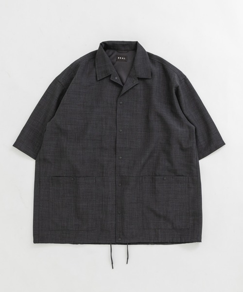 EKAL（エカル）の「『吸水速乾/UVカット/UR TECH』ハイツイストショートスリーブシャツ（シャツ/ブラウス・メンズ・チャコール/グレー・MEDIUM/LARGE）」の3枚目の写真