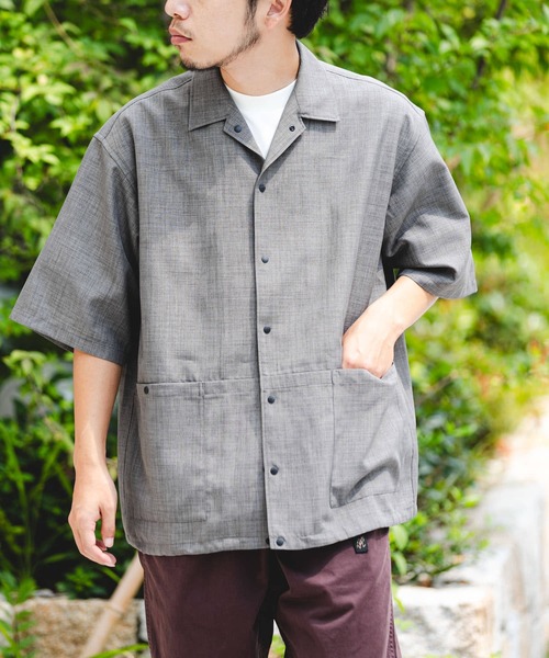 EKAL（エカル）の「『吸水速乾/UVカット/UR TECH』ハイツイストショートスリーブシャツ（シャツ/ブラウス・メンズ・チャコール/グレー・MEDIUM/LARGE）」の11枚目の写真