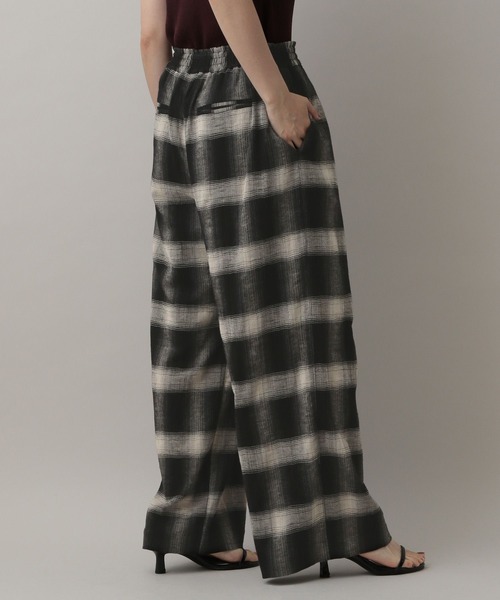 A part by（アパートバイ）の「オンブレーチェックパンツ（その他パンツ・レディース・ブラック/ネイビー・FREE）」の8枚目の写真
