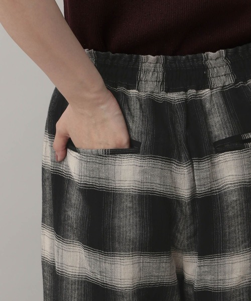 A part by（アパートバイ）の「オンブレーチェックパンツ（その他パンツ・レディース・ブラック/ネイビー・FREE）」の16枚目の写真