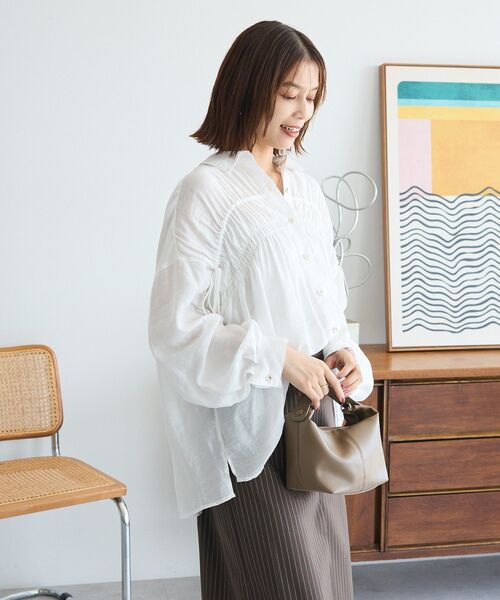 ELENCARE DUE（エレンカーレデュエ）の「・ELENCARE DUE シアーシャーリングシャツ（シャツ/ブラウス・レディース・ブラウン/グレイッシュベージュ/ブラック/オフホワイト・FREE）」の22枚目の写真