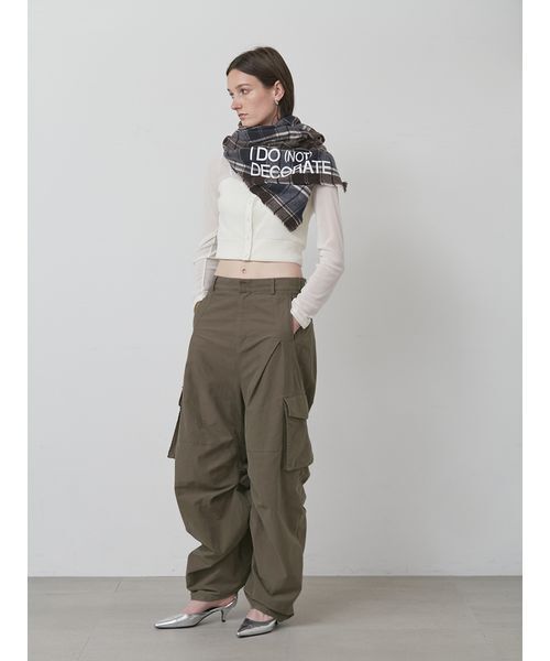 DESCENTE PAUSE カーゴ パンツ ワイド カーキ O ストレッチシームレス