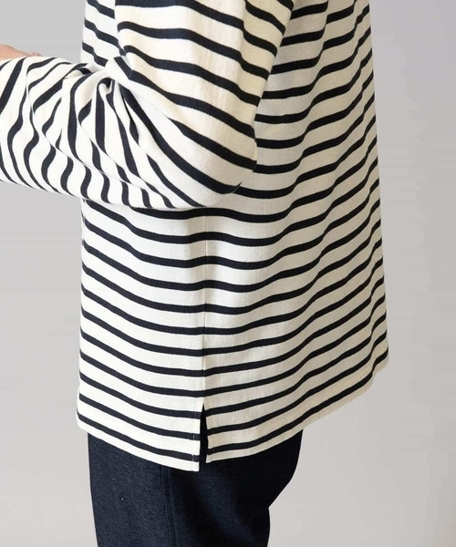 a.v.v(アーヴェヴェ)の「【綿100%】ボーダーワイドシルエットカットソー 長袖 ロンT(Tシャツ/カットソー・メンズ・ホワイト/チャコールグレー・48/46)」の22枚目の写真