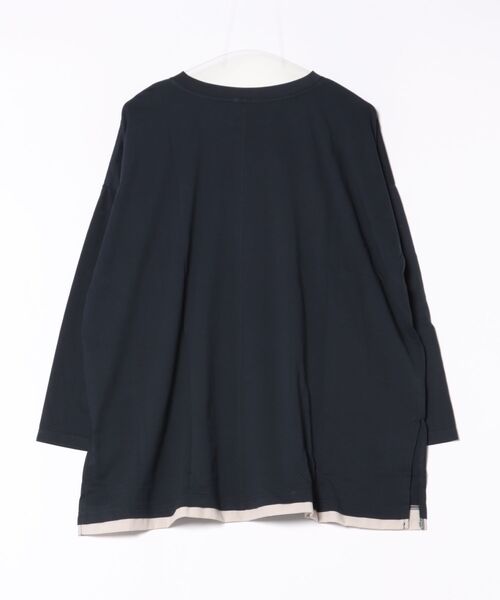 Honeys(ハニーズ)の「チュニックTシャツ(Tシャツ/カットソー・レディース・グレイッシュベージュ/ブラウン/ネイビー/スミクロ・F)」の5枚目の写真