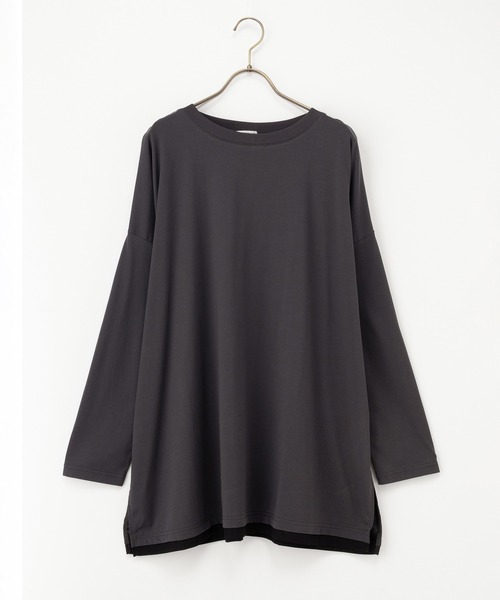 Honeys(ハニーズ)の「チュニックTシャツ(Tシャツ/カットソー・レディース・グレイッシュベージュ/ブラウン/ネイビー/スミクロ・F)」の13枚目の写真