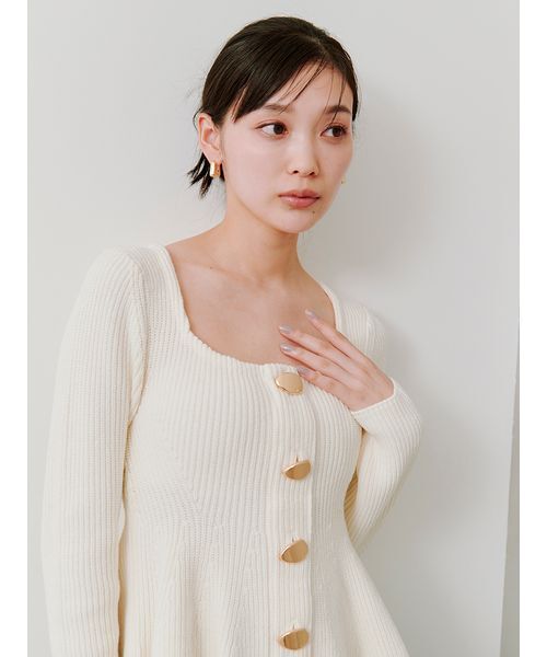★美品 SNIDEL ベージュ 長袖 ニット・セーター FREE SIZE SNIDEL（スナイデル）の「Sustainableアシメギャザーニットプル
