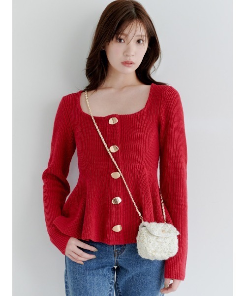 SNIDEL（スナイデル）の「スクエアネックペプラムニットプルオーバー（ニット/セーター・レディース・レッド/ブラック/アイボリー・F）」の5枚目の写真