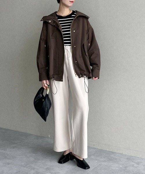 mysty woman（ミスティウーマン）の「【WEB限定】カットワイドイージーパンツ　602258（スラックス・レディース・ネイビー/ブラック/ベージュ/アイボリー・SMALL/MEDIUM）」の21枚目の写真