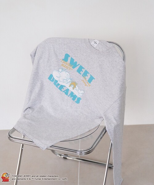 Tom&Jerry(トムアンドジェリー)の「【TOM and JERRY (トムとジェリー)/ 別注】ユニプリントロンT(Tシャツ/カットソー・レディース・ライトブルー/オフホワイト/ライトグレー/ダークグレー・M/L/XL)」の1枚目の写真