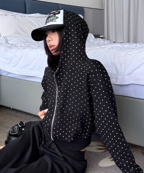セール】【秋冬新作】ミニドット刺繍入りパーカー（パーカー）｜LADY