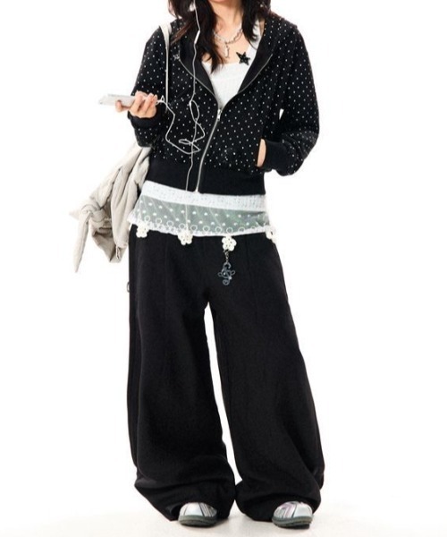LADY LIKE(レディライク)の「ミニドット刺繍入りパーカー(パーカー・レディース・ブラック・M)」の11枚目の写真