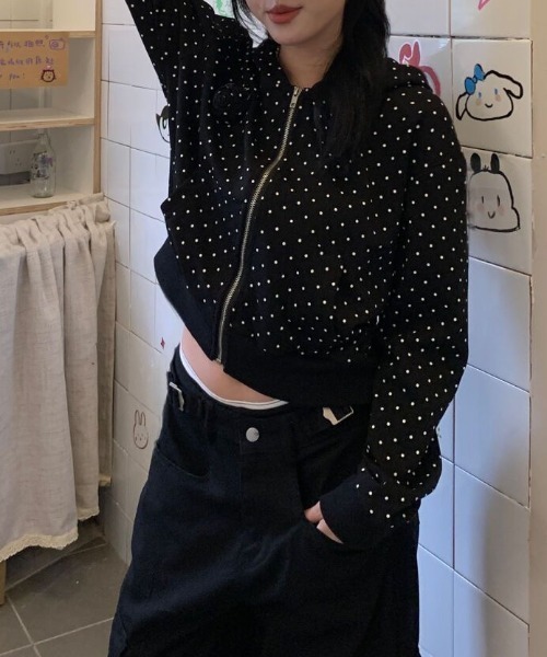 LADY LIKE(レディライク)の「ミニドット刺繍入りパーカー(パーカー・レディース・ブラック・M)」の7枚目の写真