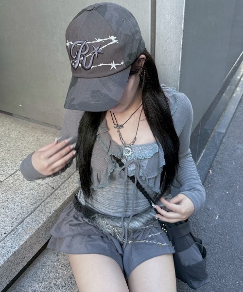 Never mind the XU / Chikashitsu+（ネバーマインド ザ エックスユー / チカシツプラス）の「【nmtc+】ruffing cami set cardigan / 【エヌエムティーシープラス】キャミセットカーディガン（カーディガン/ボレロ・レディース・ホワイト/グレー/チャコール・ONE SIZE）」の18枚目の写真