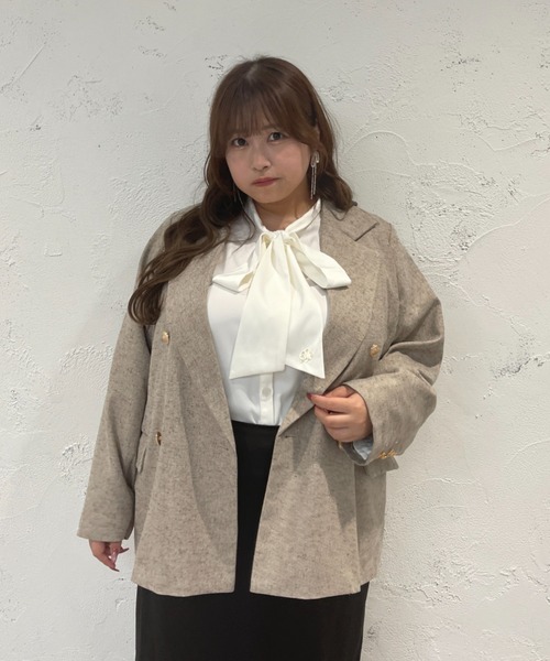 大きいサイズ】チャーム付きロングスリーブボウタイブラウス（シャツ