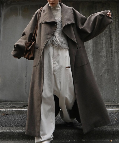 raglan volume sleeve over coat