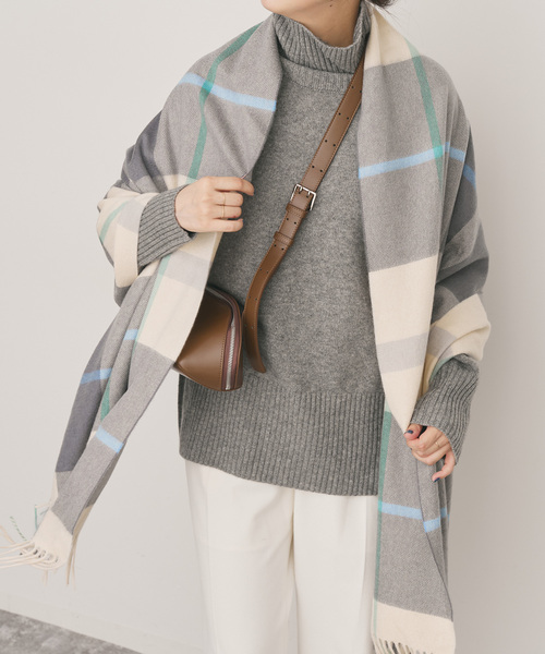 Spick & Span(スピックアンドスパン)の「Joshua Ellis / ジョシュア エリス カシミヤストール(ストール/ショール・レディース・グレー/ブラウン・FREE)」の3枚目の写真