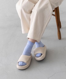 welleg（ウェレッグ）の「クルー丈 リブ編み カラーソックス 靴下（ソックス/靴下）」