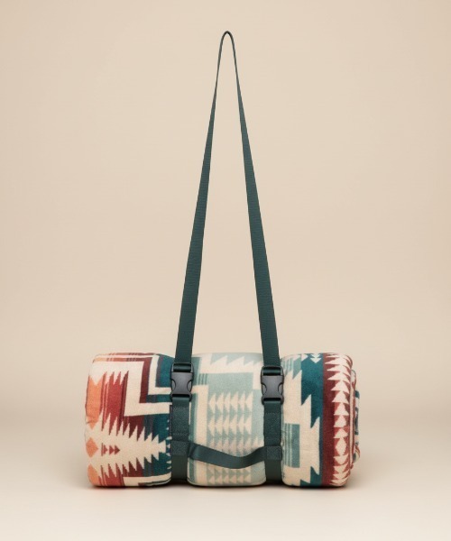 PENDLETON(ペンドルトン)の「【PENDLTON:ペンドルトン】TOWEL FOR TWO/大判バスタオル(タオル・レディース・その他/グレー系その他/ブルー系その他・FREE)」の1枚目の写真