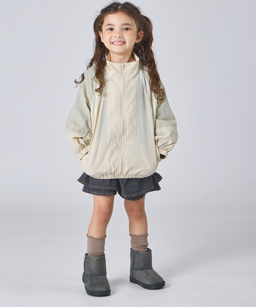 pairmanon（ペアマノン）の「【撥水】ワンポイント刺繍 フェイクムートン ブーツ（ブーツ・キッズ・ピンク/ベージュ/グレー系その他/チャコールグレー・15 /16/17/18/19/20）」の22枚目の写真