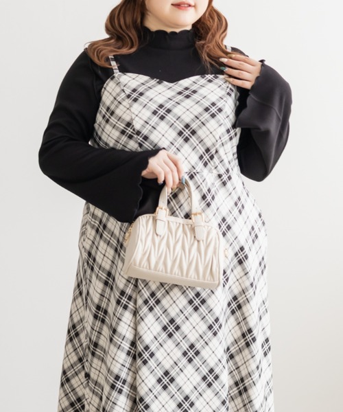 CLETTE(クレット)の「CLETTEオリジナルチェック柄キャミワンピース(ワンピース・レディース・ベージュ/アイボリー/ブラック・LL/3L/4L)」の7枚目の写真