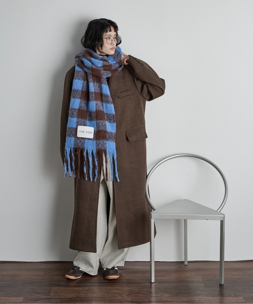 THE YOn（ザヨン）の「ギンガムチェックフリンジマフラー（マフラー・レディース・ブルー/ブラック/ピンク・FREE）」の12枚目の写真