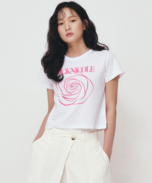 NICK&NICOLE(ニックアンドニコール)の「ROSE SIGNATURE CROP TOP_WHITE PINK(Tシャツ/カットソー・レディース・その他・FREE)」の2枚目の写真
