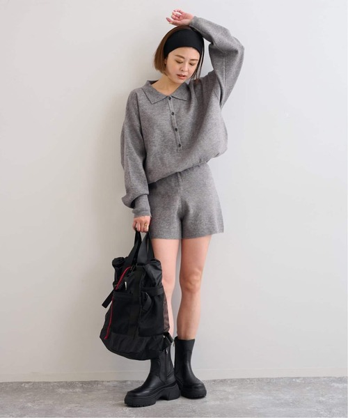 U by SPICK&SPAN（ユーバイスピックアンドスパン）の「《追加》えり付きニットロンパース（ワンピース・レディース・モカ/ライトグレー・FREE）」の8枚目の写真