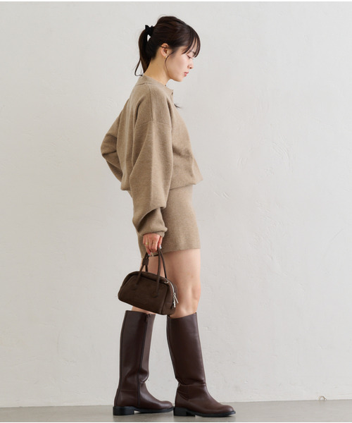 U by SPICK&SPAN（ユーバイスピックアンドスパン）の「《追加》えり付きニットロンパース（ワンピース・レディース・モカ/ライトグレー・FREE）」の17枚目の写真