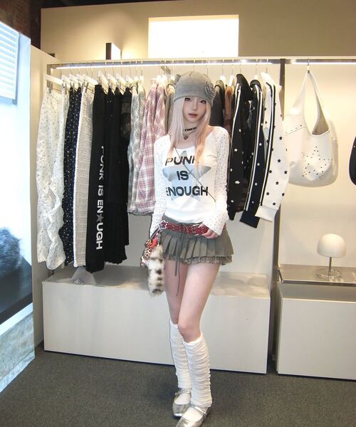 SETUP-EXE（セットアップイーエックスイー）の「STAR SLEEVE PUNK TOP /   WHITE（Tシャツ/カットソー・レディース・その他・OS）」の4枚目の写真