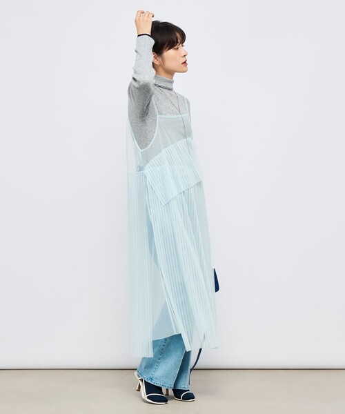 Rie Miller（リエミラー）の「ウォッシャブルチュールキャミワンピース（ワンピース・レディース・サックスブルー/ブラック/ブラウン・38）」の6枚目の写真