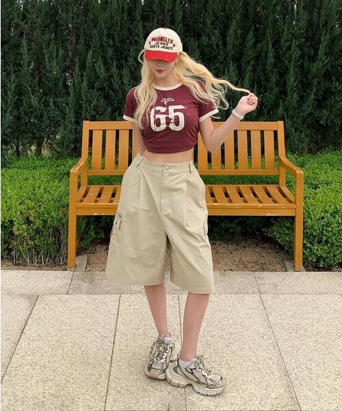 LMR（エルエムアール）の「ナンバー レタリング クロップ リンガー Tシャツ PLUMBERRY（Tシャツ/カットソー・レディース・バーガンディー・FREE）」の7枚目の写真