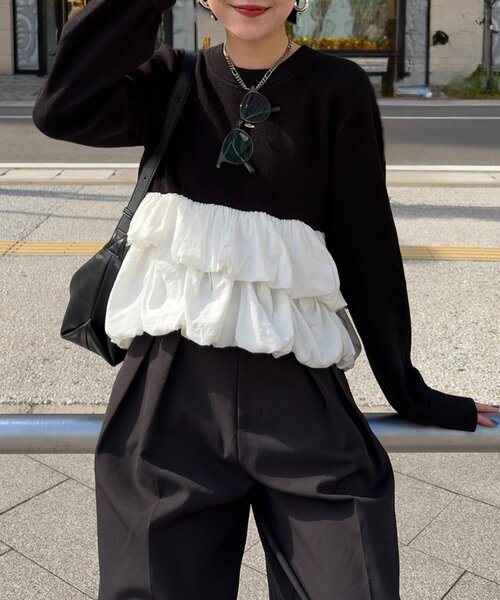 CAPRICIEUX LE'MAGE(カプリシューレマージュ)の「バルーンティアードプルオーバー(ニット/セーター・レディース・グレー/オフホワイト/ブラック・FREE)」の3枚目の写真