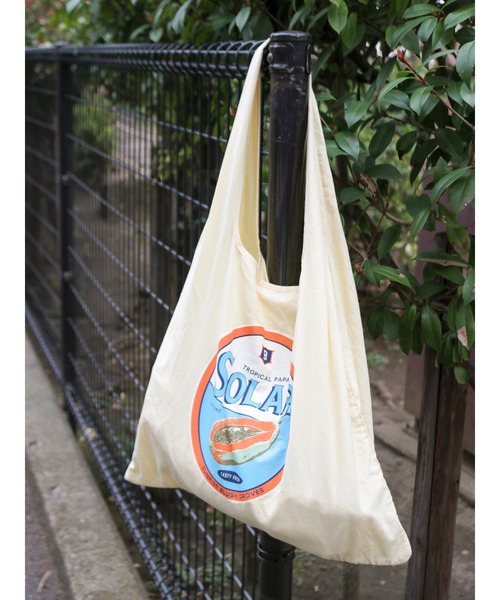 Ungrid（アングリッド）の「カラーロゴエコBAG（トートバッグ・レディース・イエロー/オレンジ/ブルー/グリーン/アイボリー・FREE）」の4枚目の写真