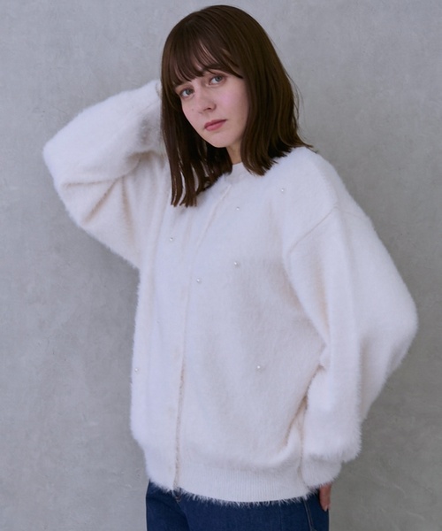 petit main LIEN（プティマインリアン）の「【親子リンク】シャギーニットカーディガン（カーディガン/ボレロ・レディース・チャコール/アイボリー/ライトピンク・F）」の2枚目の写真